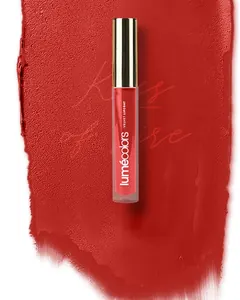 Swatch Kiss of Fire dan tube Velvet Lipcoat