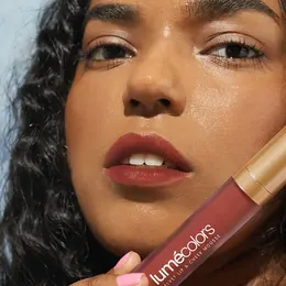 Vixen Glam di kulit gelap